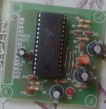 Image of aPR33A IC based Voice Recording Module
