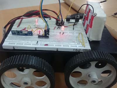 Image of Receiver Side of Matlab GUI Controlled RF Robot