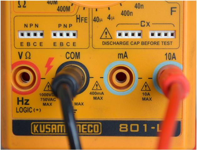 Image showing connection of probes in Multimeter for measuring current