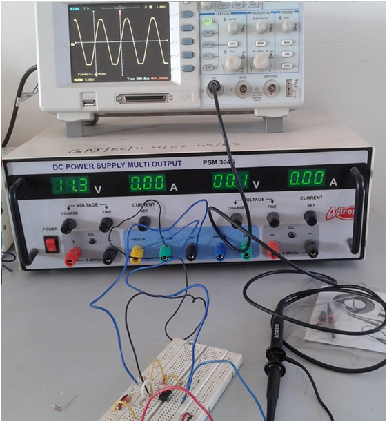 Image showing Output from LM741 IC based Wien Bridge Sine Wave Oscillator on an Oscilloscope