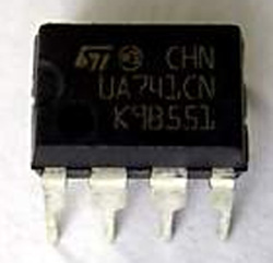 Image of UA741 OPAMP IC