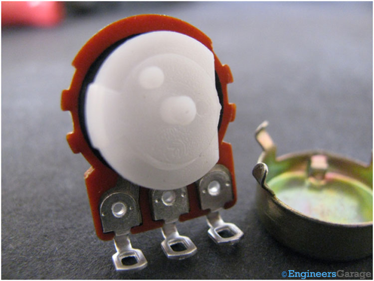 Internal Mechanism of Potentiometer