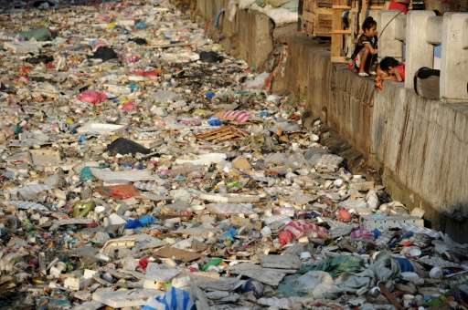 Multinationals act on ocean-clogging plastics