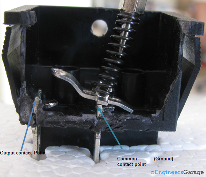 Open State of Movable Metal Contact