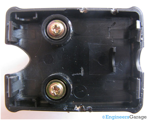 Plastic Casing with Slot for Rubber Rings