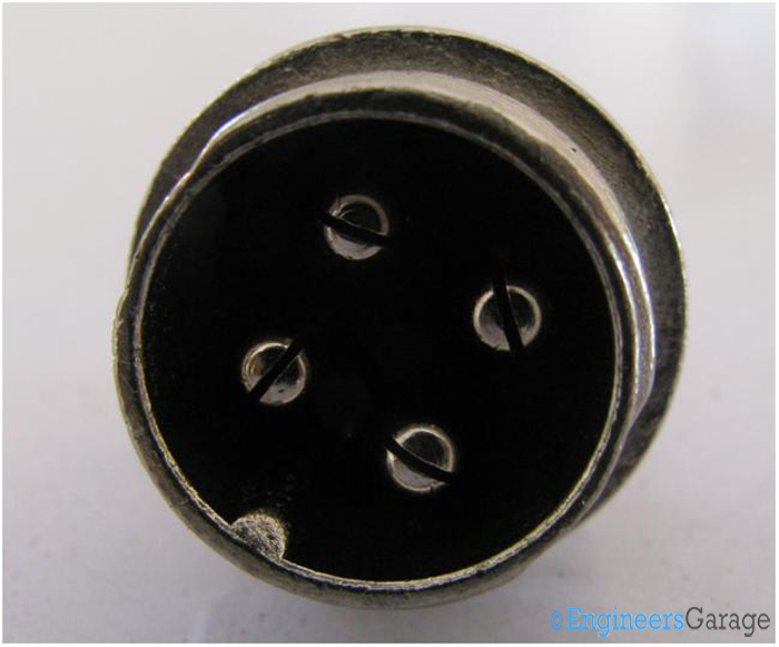 Plastic Molding for Plugging Male Pins