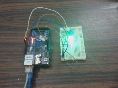 Prototype of HiveMQ Broker controlled Arduino Ethernet based Temperature Monitor 