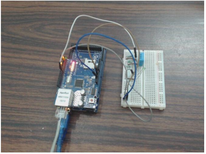 Prototype of HiveMQ Broker Controlled Arduino Ethernet based Temperature Monitor