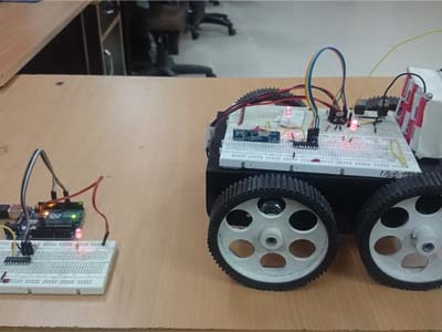 Prototype of Matlab GUI Controlled RF Robot