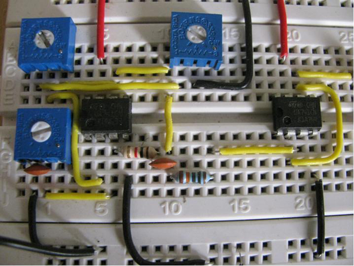 Variable Frequency Sine Wave Generator Circuit on Breadboard