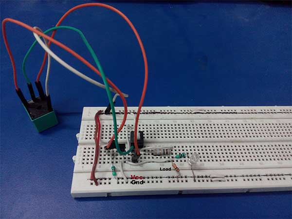 Power supply 220V AC/DC 9V 2A Reverse polarity