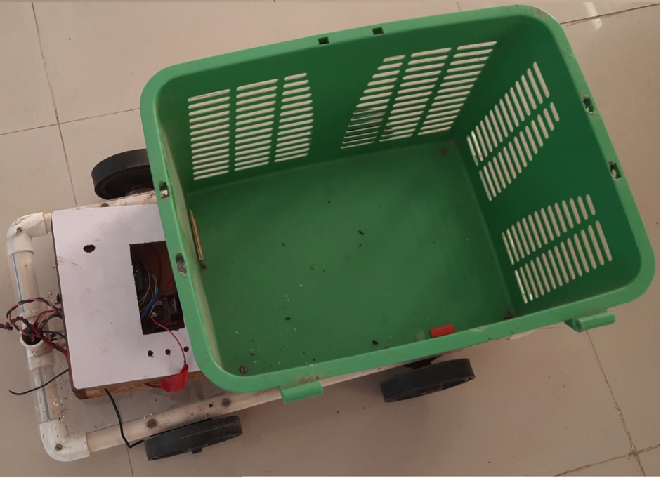 Joystick remote and smartphoneoperated shopping cart